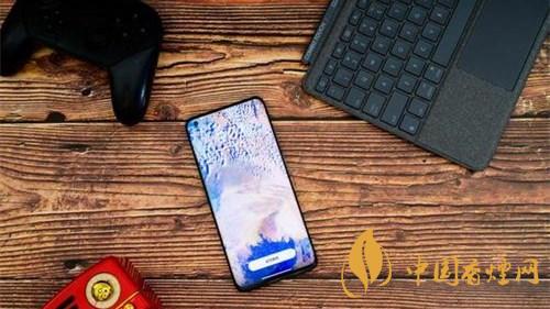 小米10至尊紀(jì)念版值得買(mǎi)嗎？小米10至尊紀(jì)念版性?xún)r(jià)比