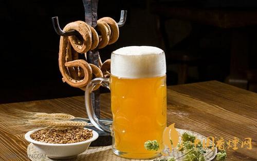 喝酒時需要注意什么 專家的6條建議讓你健康飲酒！